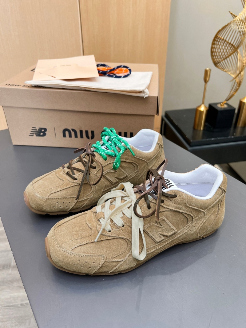 Miu Miu Casual Shoes